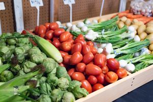 Cowtown Farmers Market vs. Supermarket: Where Should You Shop?
